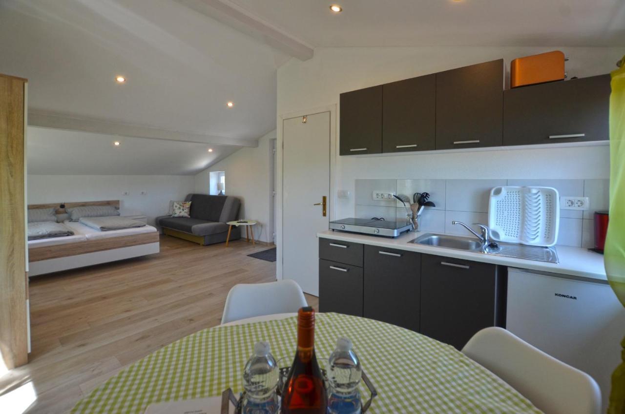 Bavica Apartments Rovinj Ngoại thất bức ảnh