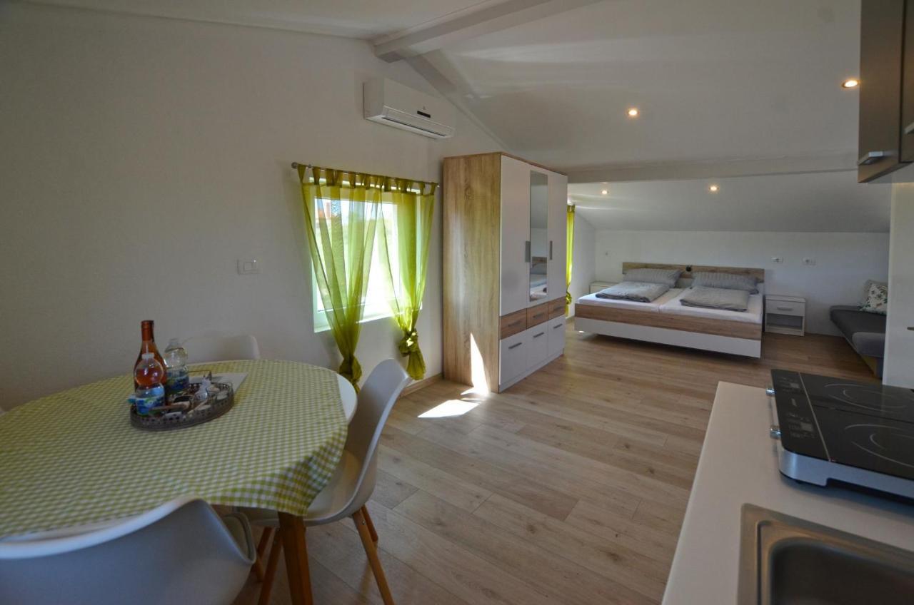 Bavica Apartments Rovinj Ngoại thất bức ảnh